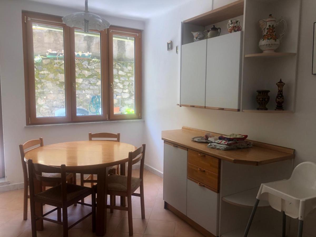 Appartamento Vicino Al Mare Монелья Экстерьер фото
